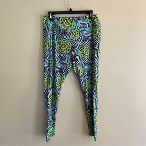 LuLaRoe Tall & Curvy Leggings